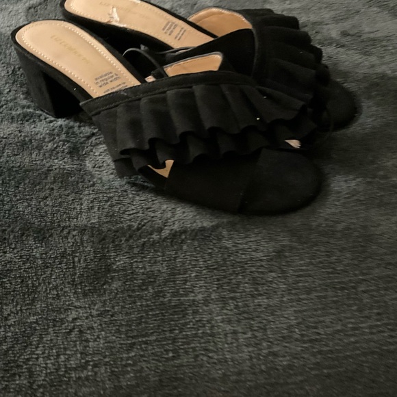 Liz Claiborne Fringe Mules/Heels - Picture 8 of 12